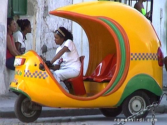Havana 'scooter' with lady driver