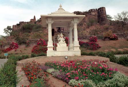 Shiva statue at Birla Temple