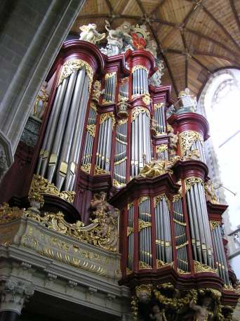 One of the largest organs in the world with more than 5000 pipes, played by Mozart when he was 10, and Handel, the Mñller organ in St Bavo