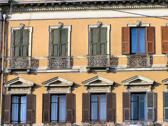 Olde Cagliari facade
