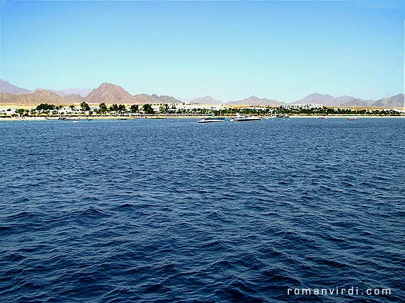 A part of Naama bay. The whole bay is lined with hotels with a nice promenade between them and the beach.