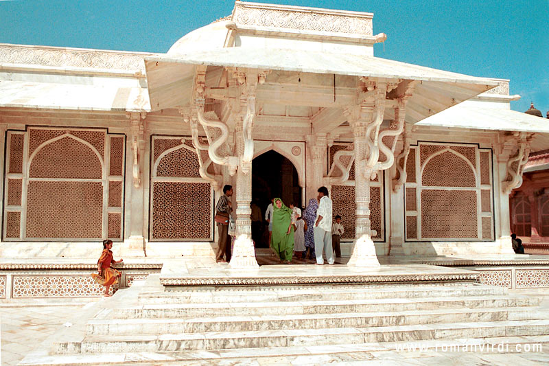 The tomb of Salim Chisti in Fetehpur Sikri, an exceptionally beautiful structure with wonderful marble screens