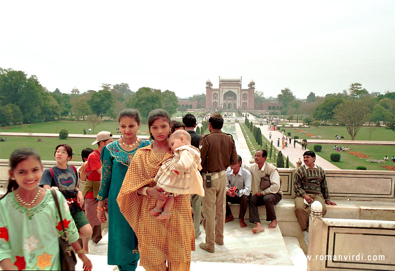 Visitors on the main platform of the Taj. In the distance you can see the entrance gate