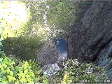 At the bottom of Fumaça, 420m lower, is a small lake