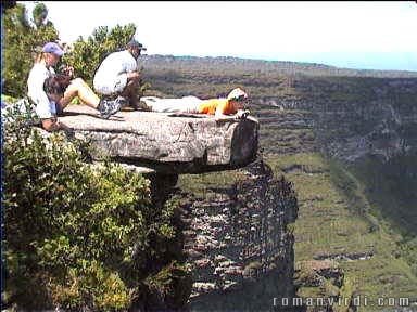 This is the ledge from where you can see the Fumaça. It's hanging free in space and the vertical drop down is more than 400m.