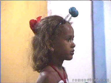 Young spectator at Pelourinho Carnival