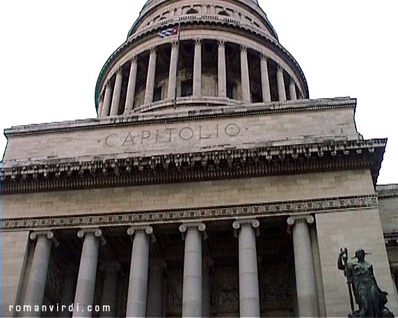 Havana Capitolio from it's steps