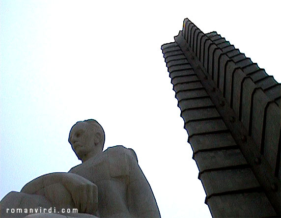 Jose Marti Memorial looks over the Plaza de la Revolucion