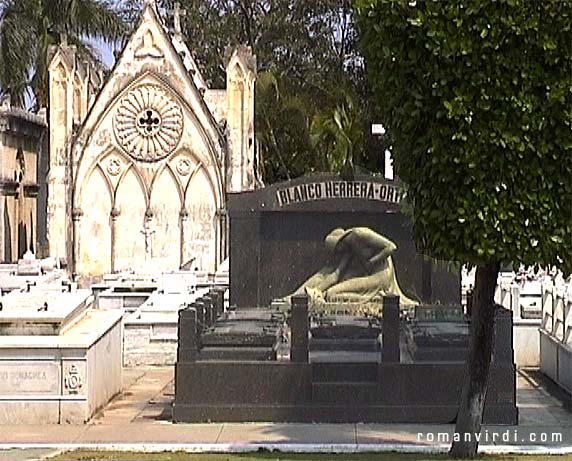 Tomb in Necropolis Cristobal Colon