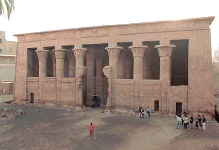 Temple of Esna. The whole complex is many meters below street level. Somehow, this was one of my favourite temples