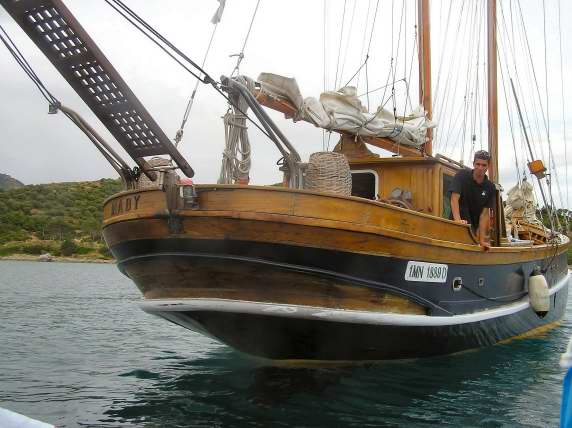 The Maby II, a wooden sailing boat constructed for coral collection in 1944 offers day-trips from Villasimius around Isla dei Cavoli. The wind was too strong to unfurl the sails the day we went, unfortunately