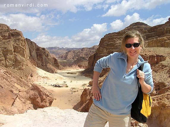 The last portion of the Coloured Canyon, where you need a bit of an uphill trek