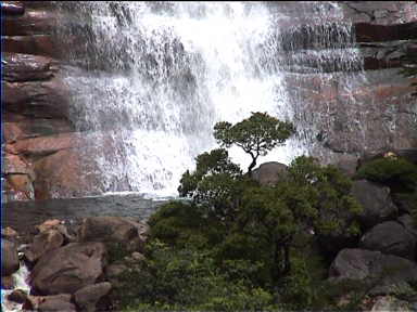 The falls ending in the lagoon: We will swim there (only the hardy!)